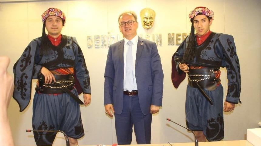 Tavas&rsquo;ta Zeybekler G&uuml;n&uuml; &Ccedil;eşitli Etkinliklerle Kutlanacak