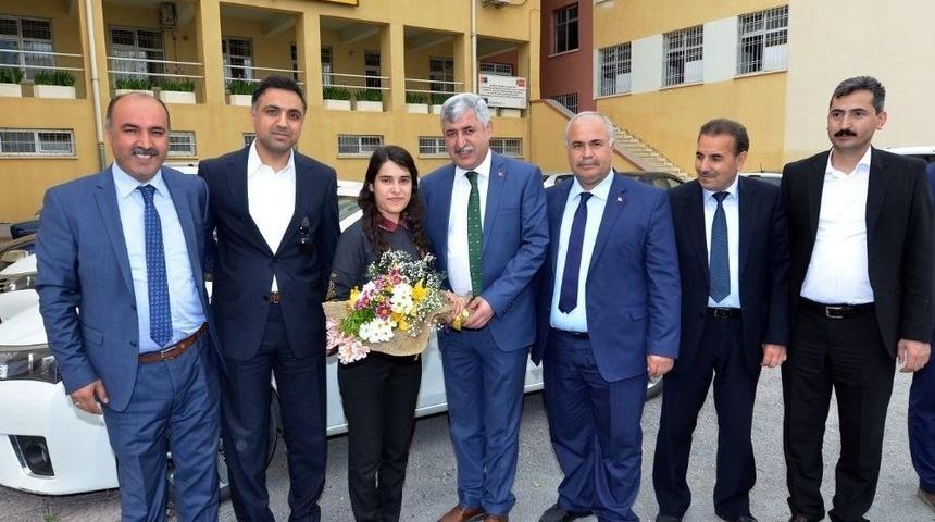 Başkan Polat &Ouml;ğrencilerle Buluştu