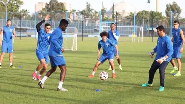 Adana Demirspor, Mersin İdmanyurdu Hazırlıklarını S&uuml;rd&uuml;rd&uuml; 2