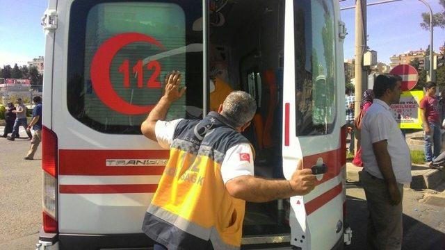 Halk Otob&uuml;s&uuml;n&uuml;n &Ccedil;arptığı Yaya Yaralandı 1