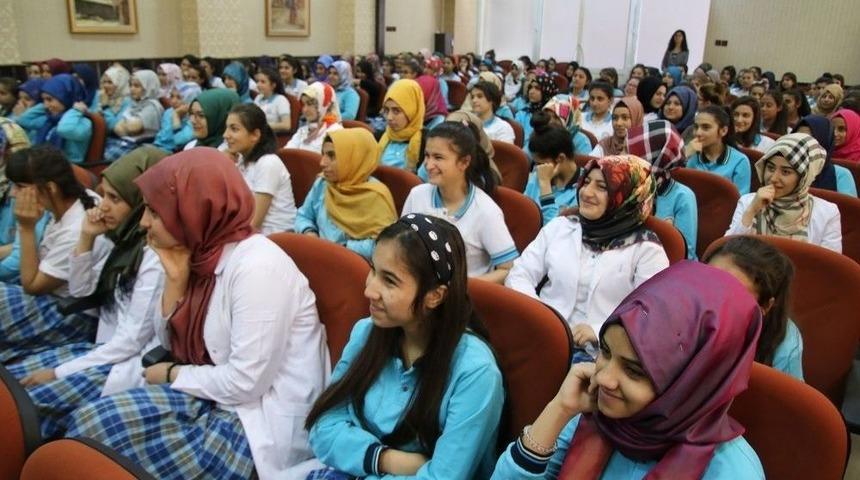 B&uuml;y&uuml;kşehir&rsquo;den &Ouml;ğrencilere &Ccedil;evre Bilinci Eğitimi