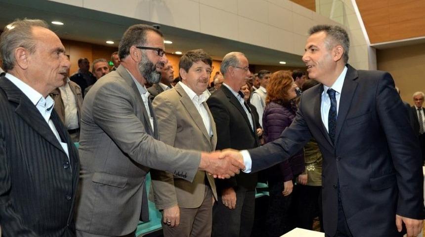 Vali S&uuml;leyman Elban, Boz&uuml;y&uuml;k&rsquo;te Muhtarlarla Buluştu