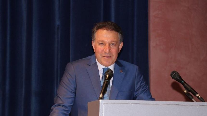 İzmir Emniyet M&uuml;d&uuml;r&uuml; Aşkın: &ldquo;biz Biriz Ve &Ccedil;ok İriyiz&rdquo;