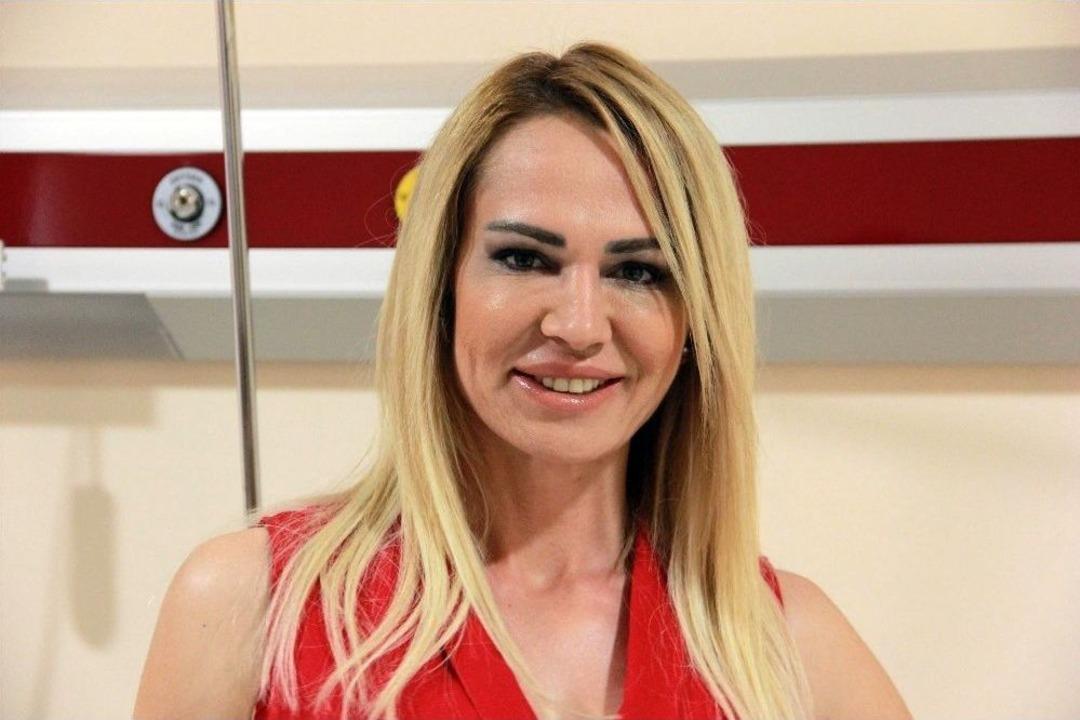 Survivor Nagihan Bı&ccedil;ak Altına Yattı, Yeni İmajı Şaşırttı