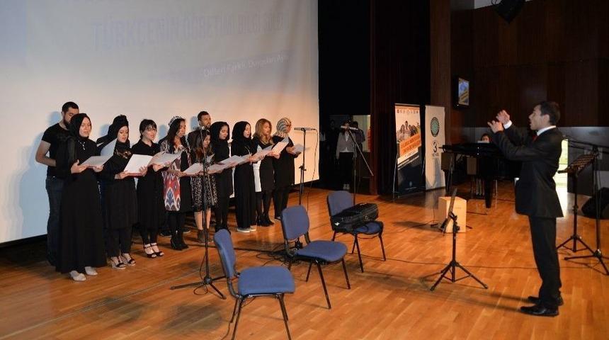 Yabancı Dil Olarak T&uuml;rk&ccedil;e&rsquo;nin &Ouml;ğretilmesi Uludağ &Uuml;niversitesi&rsquo;nde Ele Alındı