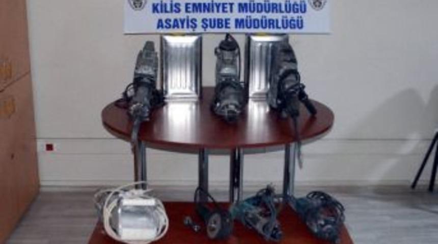 Kilis&rsquo;te Hırsızlık Ş&uuml;phelisi 2 Kişi Yakalandı