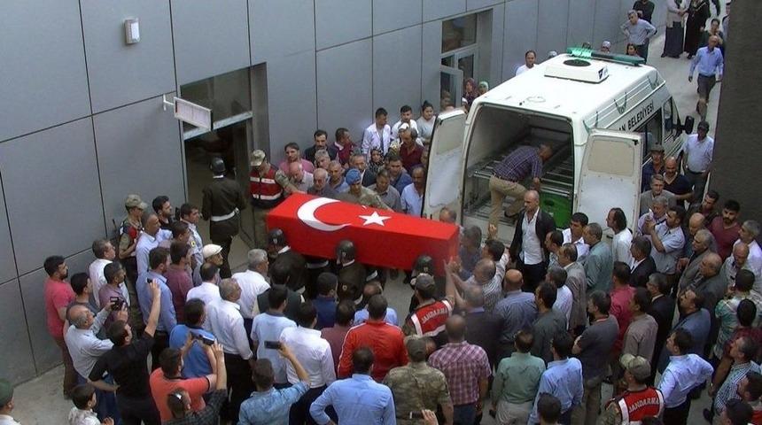 Şehidin Cenazesi G&ouml;lbaşı İl&ccedil;esine Getirildi