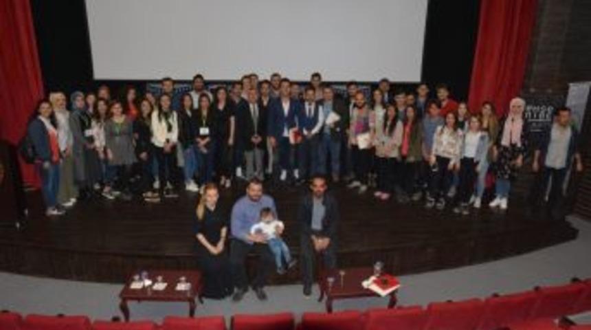 D&uuml;zce &Uuml;niversitesinde Medya D&uuml;nyası Anlatıldı