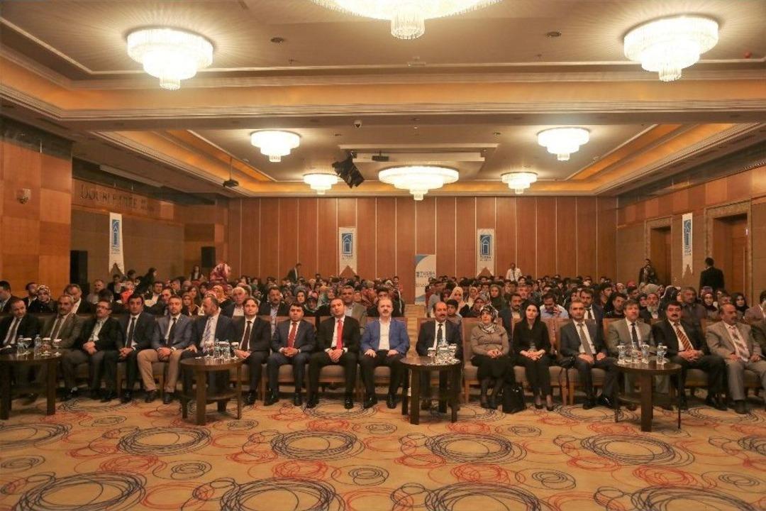 Tuşba&rsquo;da 2. Umre &Ouml;d&uuml;ll&uuml; Kitap Okuma Yarışması