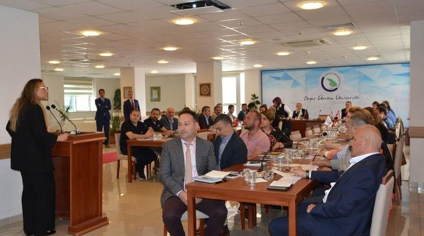 D&uuml;zce &Uuml;niversitesinde Medya D&uuml;nyası Anlatıldı