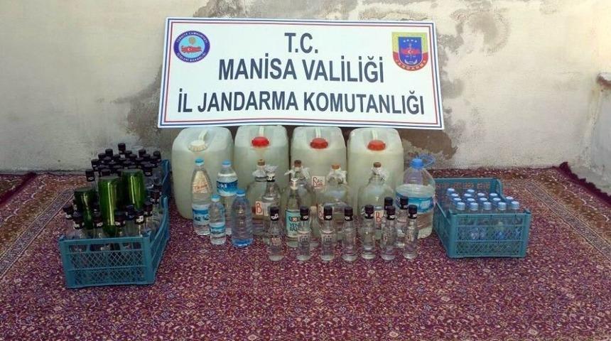 Manisa&rsquo;da 200 Litre Ka&ccedil;ak İ&ccedil;ki Ele Ge&ccedil;irildi