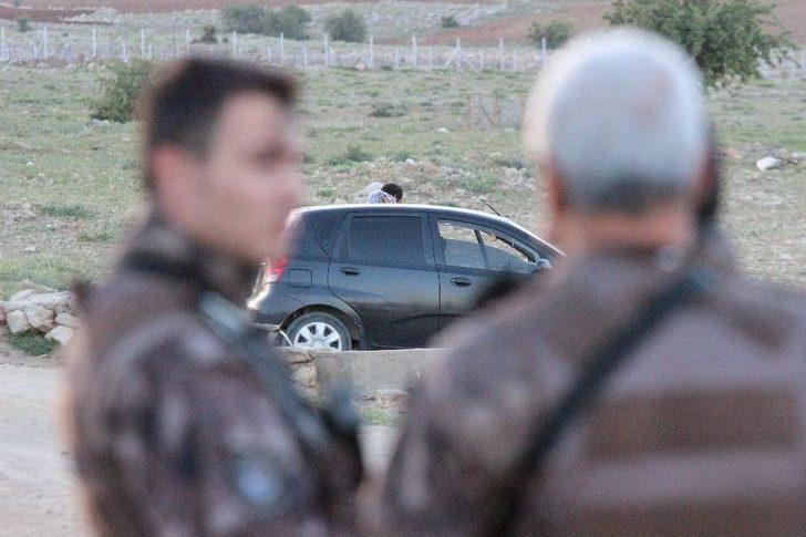 Kızını Rehin Aldı, Polise Ateş Edip Kaçtı G2