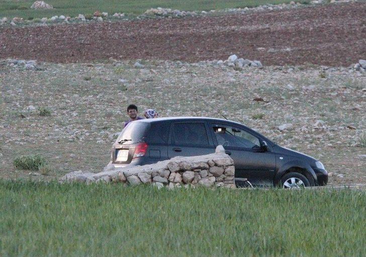 Kızını Rehin Aldı, Polise Ateş Edip Kaçtı G4