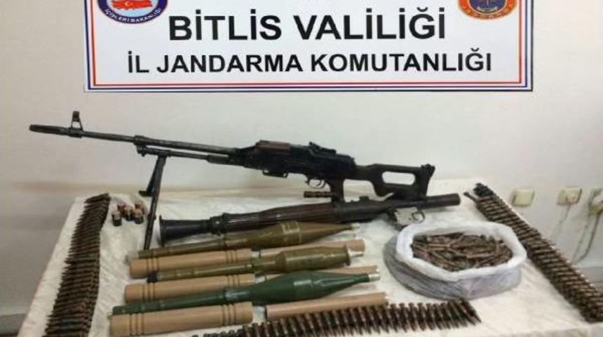 G&uuml;roymak&rsquo;Ta Pkk'ya Ait M&uuml;himmat Deposu Ele Ge&ccedil;irildi