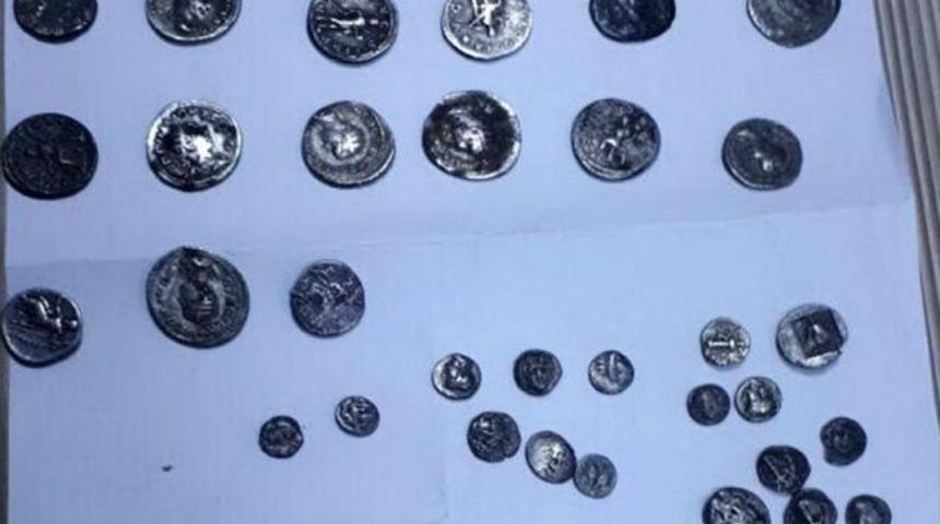 İmparator Gordianus&rsquo;un Sikkeleri Bulundu