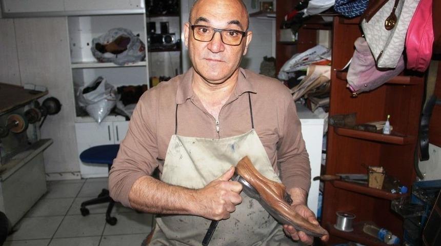 Eski Ayakkabılara Yeniden Hayat Veriyor