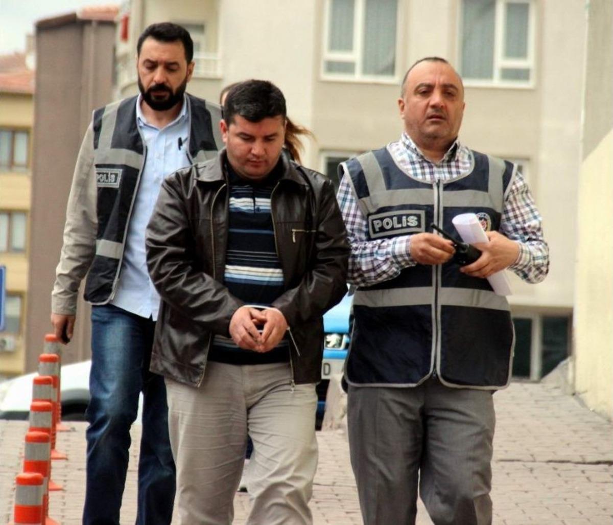 Kayseri&rsquo;de Bylock&rsquo;cu Polislere Operasyon: 20 G&ouml;zaltı