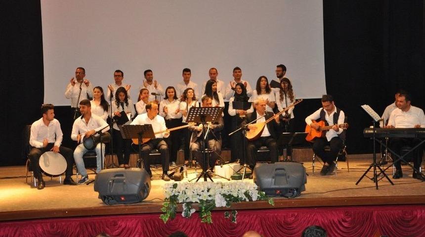 Halk Eğitim Kursiyerlerinden Develi&rsquo;de T&uuml;rk&uuml; Ş&ouml;leni