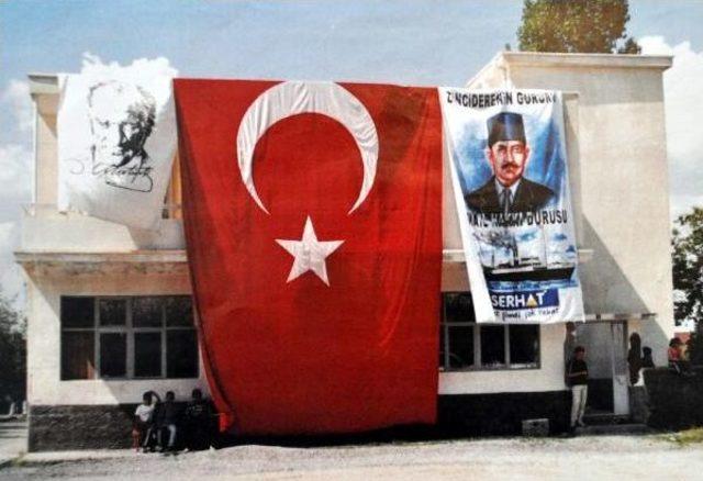 Ata yı&nbsp;Samsun&rsquo;A G&ouml;t&uuml;ren Kaptan İsmail Hakkı Unutuldu 2