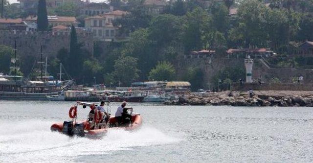 Antalya da Deniz Polisi 1 Yılda 98 Kişiyi Kurtarıp 23 Ceset &Ccedil;ıkardılar 3