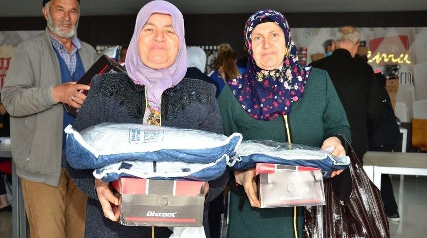 Pursaklar&rsquo;da &ldquo;dedeler Ve Neneler 2. Bahara Koşuyor&rdquo;