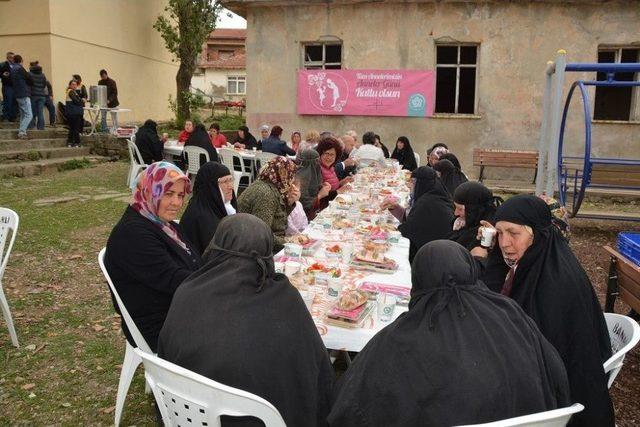 Anneler Günü Kahvaltıları Yenice Mahallesi İle Devam Etti