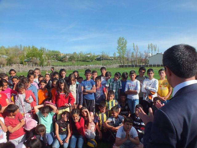 Malazgirt Belediyesi 4 Branşta Yaz Spor Okulu Açtı