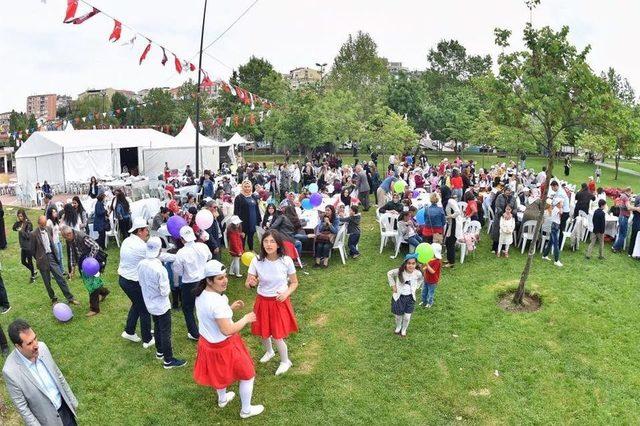 &Ouml;zel Eğitim Sınıfı &Ouml;ğrencileri Sahne Performanslarıyla Mest Etti 1