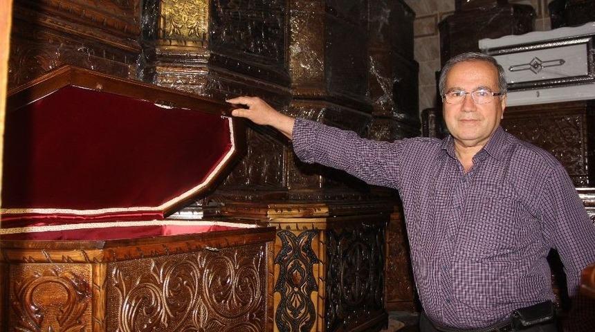 (&ouml;zel Haber) Evlilik Sezonu, &Ccedil;eyiz Sandığı Satan Esnafın Y&uuml;z&uuml;n&uuml; G&uuml;ld&uuml;rd&uuml;