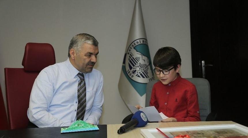 Geleceğin Bilim İnsanları Hayallerini Başkan &Ccedil;elik İle Paylaştı