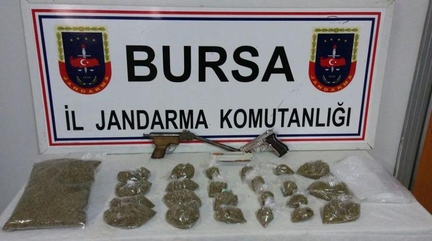 Bursa&rsquo;da Jandarmadan Uyuşturucu Operasyonu