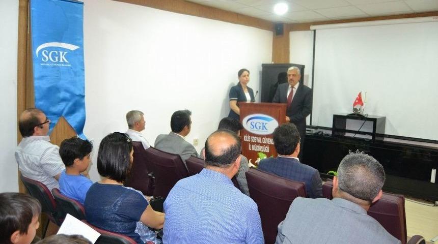 " Sosyal Güvenlik Elçileri Anı Yarışmasında" Dereceye Girenlere Ödül Verildi