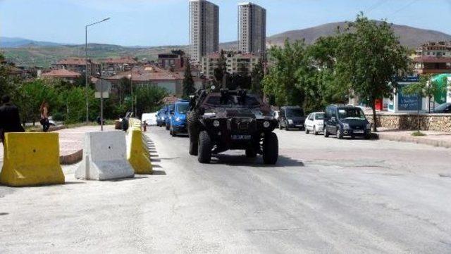 Elazığ'da Pkk Operasyonu Şüphelisi 17 Kişi Adliyede