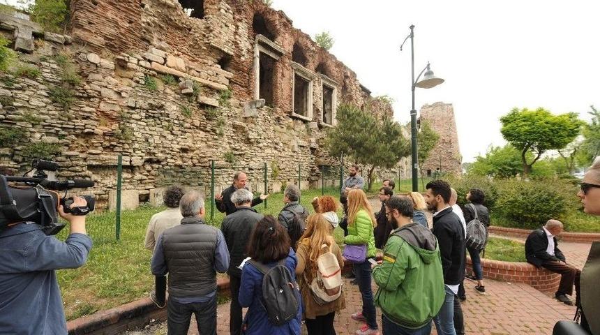 İstanbul Surları Tanıtılarak Korunacak