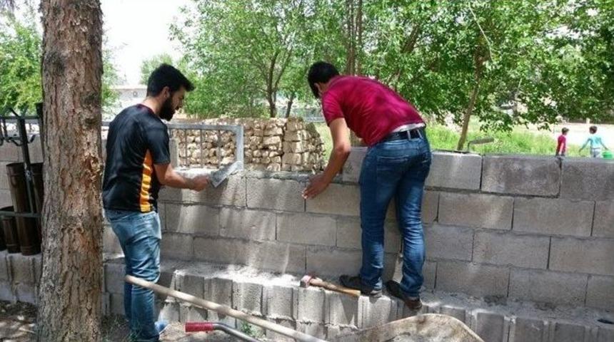 Birecik Myo K&ouml;y Okulunun Tadilatını Yaptı