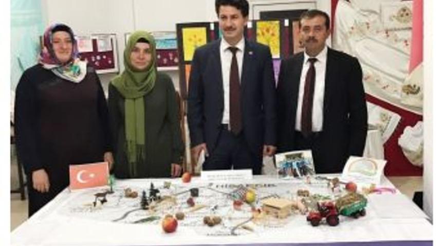 İl Gıda Tarım Ve Hayvancılık M&uuml;d&uuml;r&uuml; G&uuml;m&uuml;ş&rsquo;&uuml;n Sergi Ziyareti