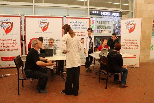 Bornova&rsquo;da Vatandaşların Kalp Yaşları Hesaplandı 2