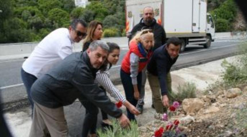 T&uuml;rsab Tur Kazası Kurbanlarını Andı