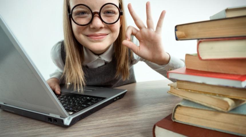 8. yaşta &ccedil;ocuk alışverişi