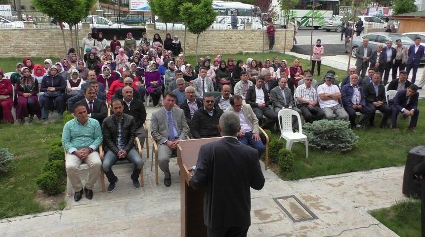Beyşehir&rsquo;de Kursiyerler El Emeklerini Sergiledi