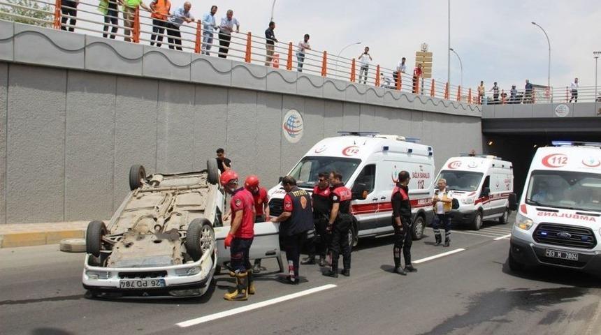 Otomobil Takla Attı: 2 Yaralı