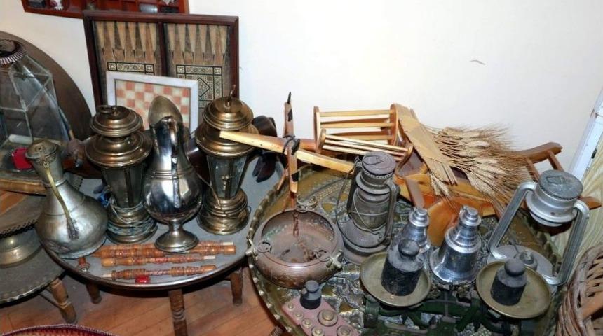 İş Yeri Değil Antika Eşya M&uuml;zesi