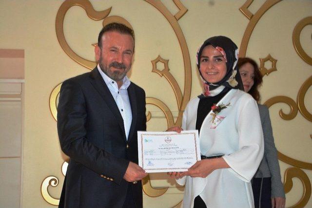 İzmek Kursiyerlerinin Eserleri G&ouml;z Kamaştırdı 1