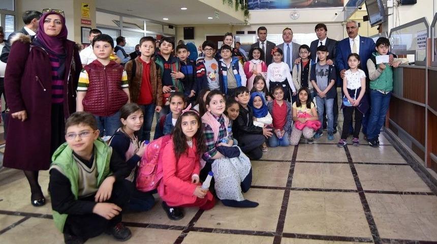 B&uuml;y&uuml;kşehir &Ccedil;ocuklara Su İsrafı Ve Bilin&ccedil;li Su Kullanımını Anlattı