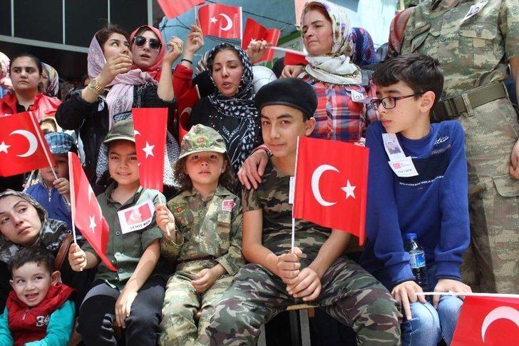 Üç Yetimden Babalarına Asker Selamı G1