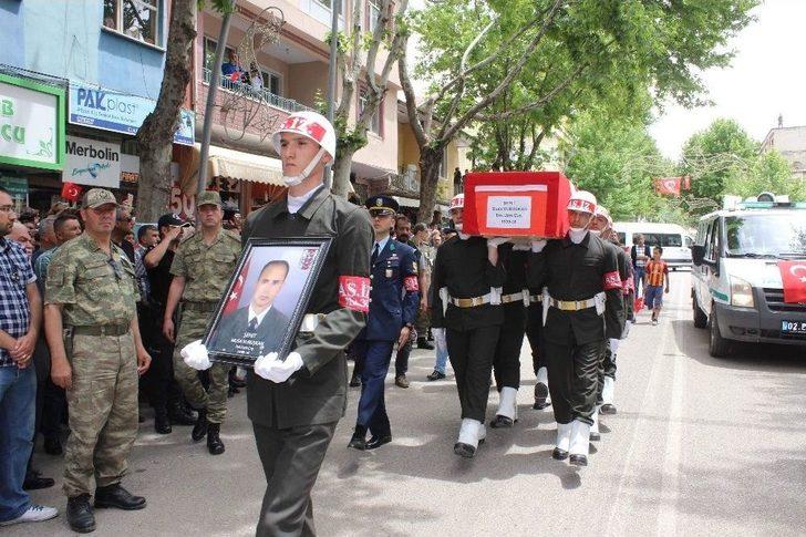 Üç Yetimden Babalarına Asker Selamı G4