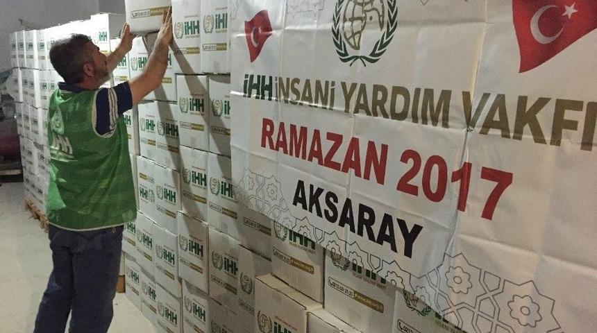 Aksaray İhh Ramazan İ&ccedil;in Kumanya Dağıtımına Başladı