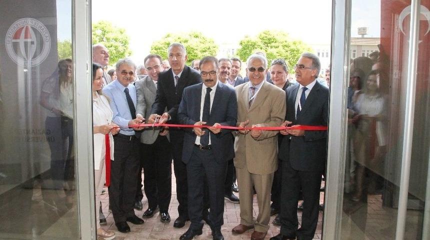 Gıda M&uuml;hendisliğine Yeni Laboratuvar, T&ouml;renle A&ccedil;ıldı