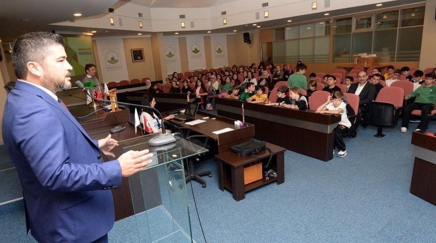 &Ouml;ğrenciler Belediyeciliği &Ouml;ğrendi