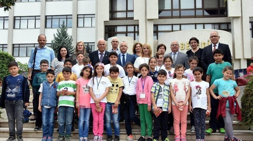 Başkan Kayda, Kıbrıslı &Ouml;ğrencileri Ağırladı